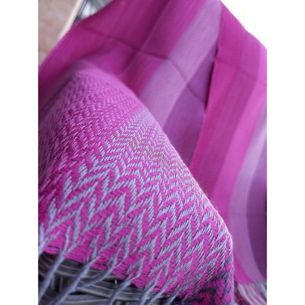 4488 Baby Alpaca Scarf For Women. Beautiful Fashion Accessory - Picture 4 of 8